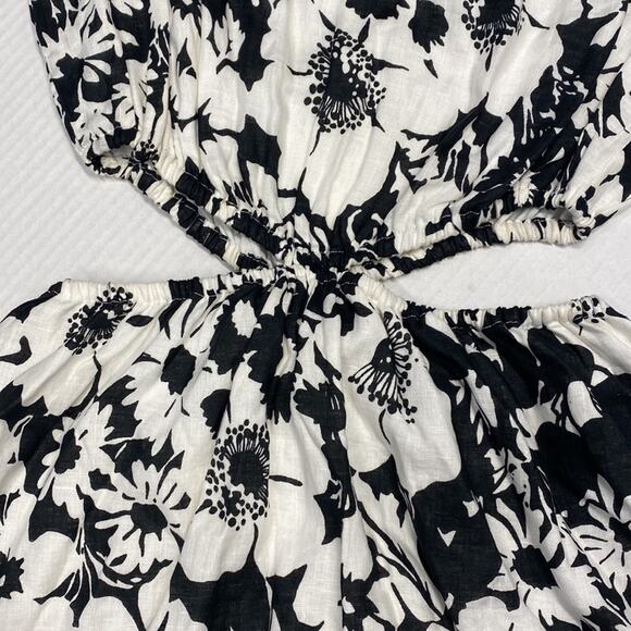 Faithful the brand linen mini dress
Faithfull the Brand size 8 (b19) - Picture 3 of 6